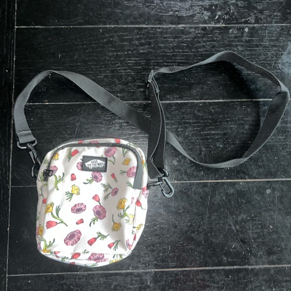 Vans Floral Crossbody Bag Adjustable Strap - Picture 1 of 8